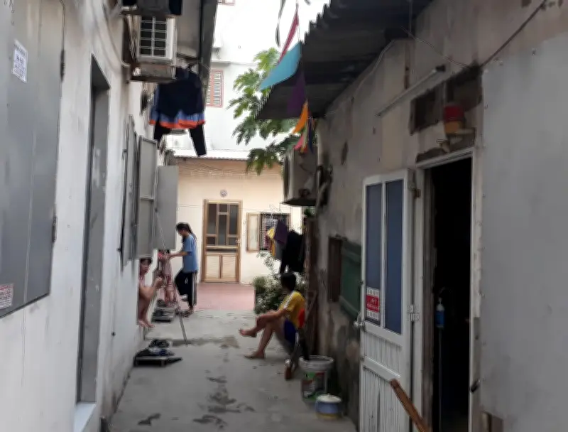 Công nhân khu công nghiệp vật lộn với nhà trọ chật hẹp, thiếu tiện ích