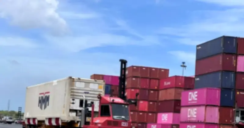Doanh nghiệp 'ngộp thở' vì chi phí logistics tăng sốc gần 200%
