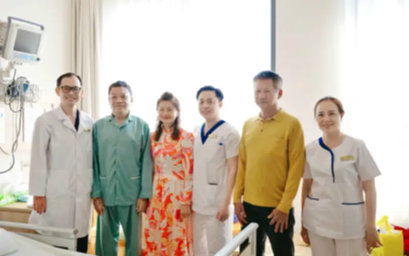 Dấu hiệu âm thầm của khối u não nguy hiểm và ca phẫu thuật thành công
