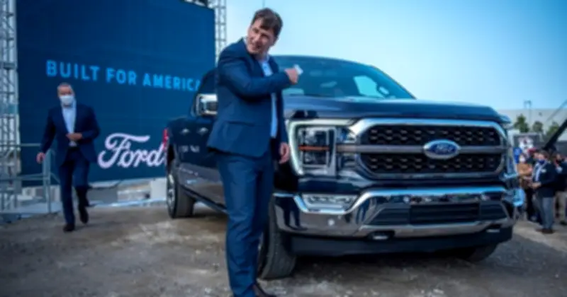 Ford tuyển lại kỹ sư giàu kinh nghiệm sau khi AI không đạt kỳ vọng