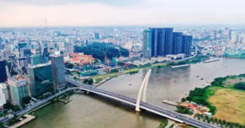 GDP tăng 8,18%: Kinh tế Việt Nam duy trì đà tăng trưởng tích cực