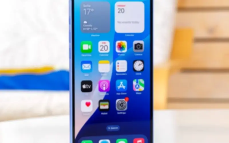 Giá iPhone 14 Plus, 15 Plus, 16 Plus giảm mạnh: Rẻ nhất Việt Nam, pin khỏe, màn lớn