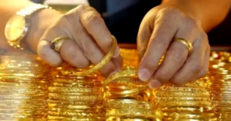 Giá vàng trong nước tăng mạnh, giao dịch quanh mức trên 151 triệu đồng