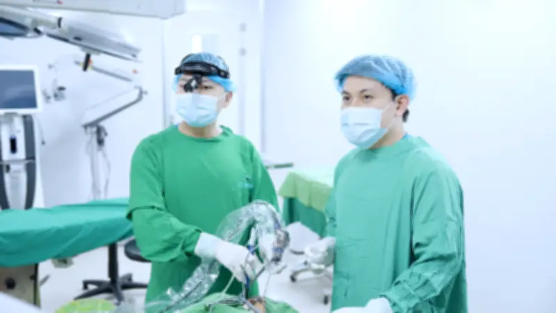Gia đình 3 người cùng phẫu thuật tai mũi họng bằng công nghệ Coblator