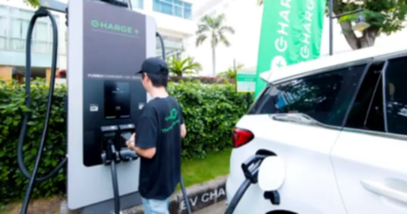 Grab đầu tư mở rộng hơn 6.000 cổng sạc xe điện dùng chung tại Việt Nam
