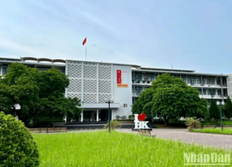ĐH Bách khoa Hà Nội công bố độ lệch điểm giữa các tổ hợp xét tuyển