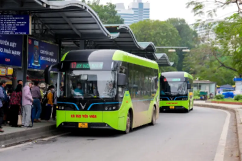 Hà Nội điều chỉnh 4 tuyến buýt phục vụ thí điểm vùng phát thải thấp