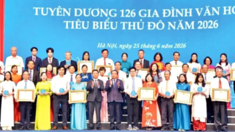 Hà Nội tôn vinh 126 gia đình văn hóa tiêu biểu năm 2025