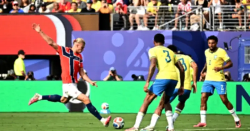 Haaland lập cú đúp vào lưới Brazil, đưa Na Uy vào tứ kết World Cup 2026