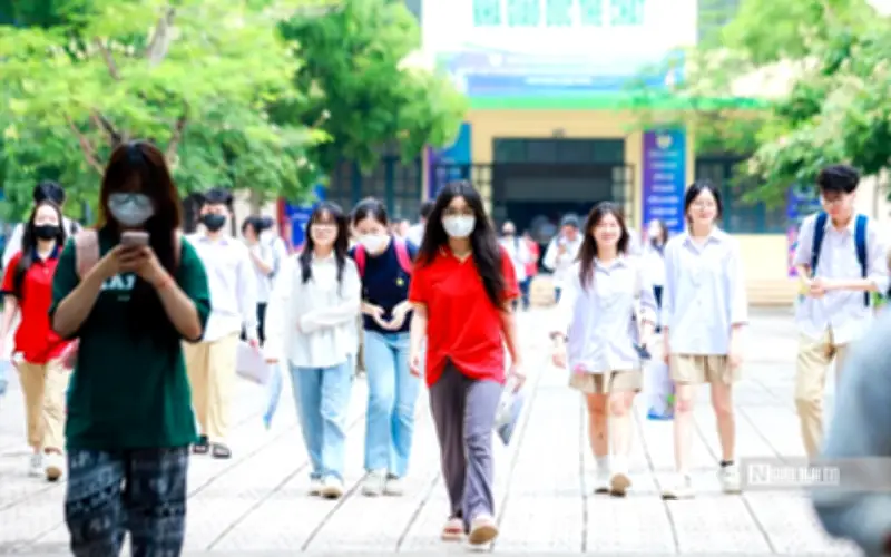 Hai thí sinh tự do trở thành thủ khoa toàn quốc tổ hợp C00 và D07