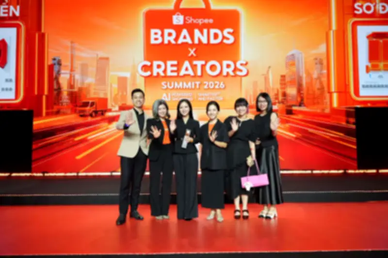 Hannah Olala nhận giải Best Premium Livestream Star từ Shopee năm thứ ba liên tiếp