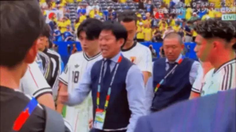 HLV Moriyasu rơi nước mắt xin lỗi sau thất bại của Nhật Bản trước Brazil tại World Cup 2026