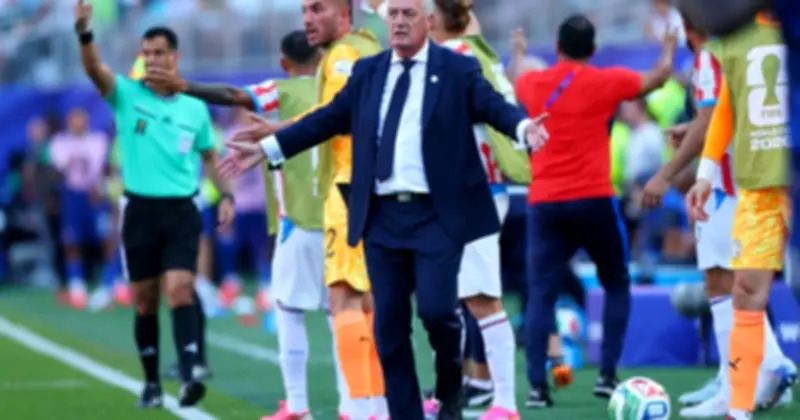HLV Paraguay phủ nhận xúc phạm Deschamps: 'Chúng tôi không bao giờ hạ mình'