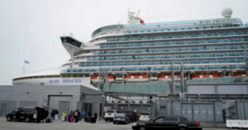Hơn 120 người nhiễm norovirus trên du thuyền Ruby Princess cập cảng Mỹ