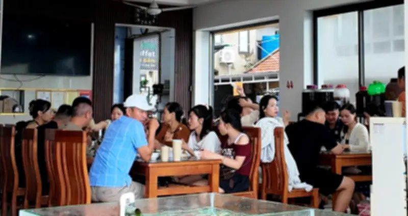 Hơn 2.800 du khách vẫn trên đảo Cô Tô khi bão số 1 tiếp cận