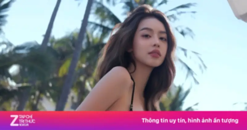 Hoa hậu Thanh Thủy tuổi 24: Nhan sắc mộc mạc và tin đồn hẹn hò Trịnh Thăng Bình