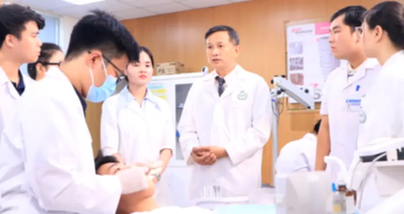 Điểm sàn trường ĐH Y Dược ĐHQG Hà Nội năm 2026 là 22,5