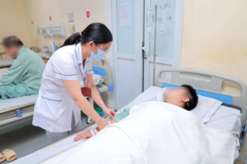 Kỹ sư xây dựng bị tiêu cơ vân do tập gym quá sức, bác sĩ cảnh báo