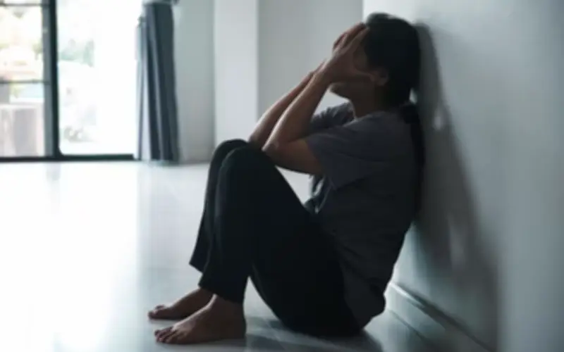 Khi nhan sắc không còn, vợ bị chồng ruồng bỏ: Đừng lúc cần mới cho