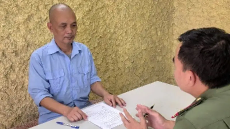 Khởi tố hai đối tượng làm sách, video xuyên tạc lịch sử, xúc phạm lãnh đạo