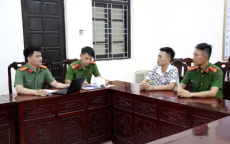 Lẩn trốn nhiều tỉnh thành sau khi bị khởi tố, nam thanh niên vẫn sa lưới