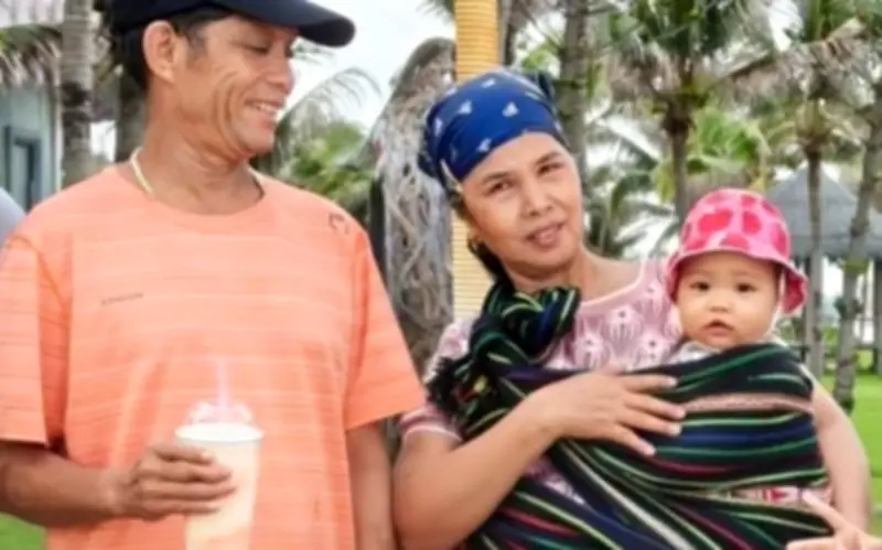 Mẹ đẻ H'Hen Niê lại gây chú ý với ngoại hình trẻ trung
