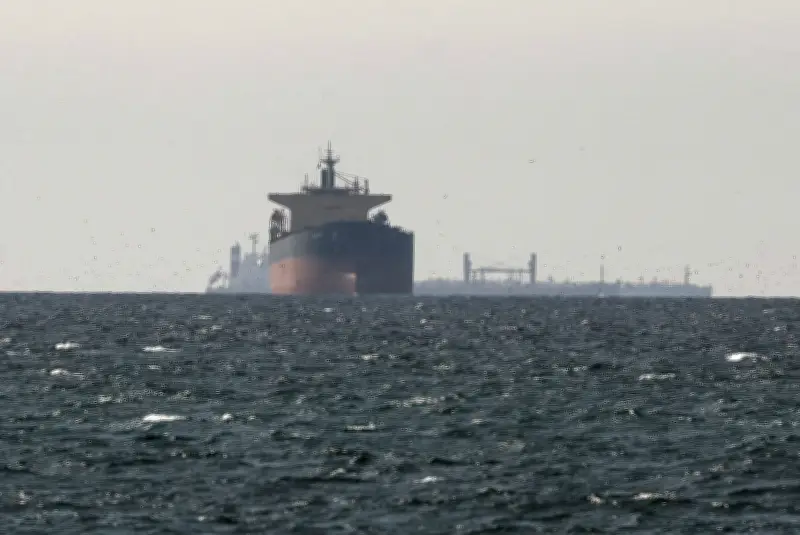 Mỹ tấn công Iran sau vụ tàu thương mại bị nhắm mục tiêu tại eo biển Hormuz