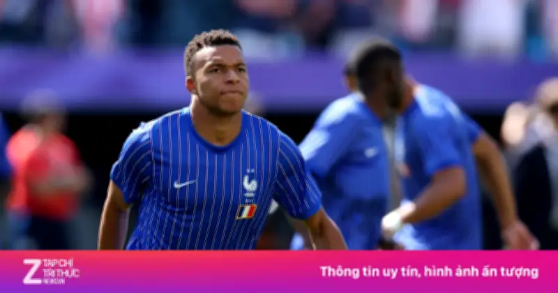 Mbappe xin lỗi CĐV nhà sau trận thua Pháp