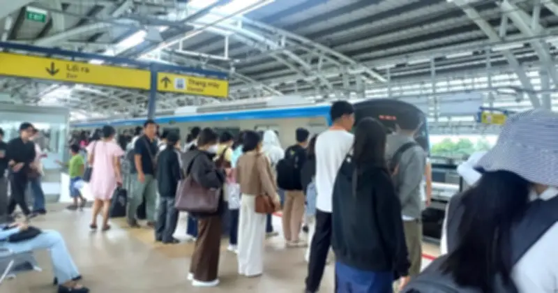 Metro miễn phí hút giới trẻ nhân 50 năm TP.HCM mang tên Bác