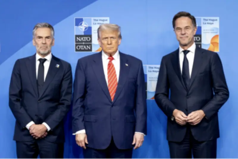 Ông Trump nói rất thất vọng với NATO, từng có ý định không dự hội nghị