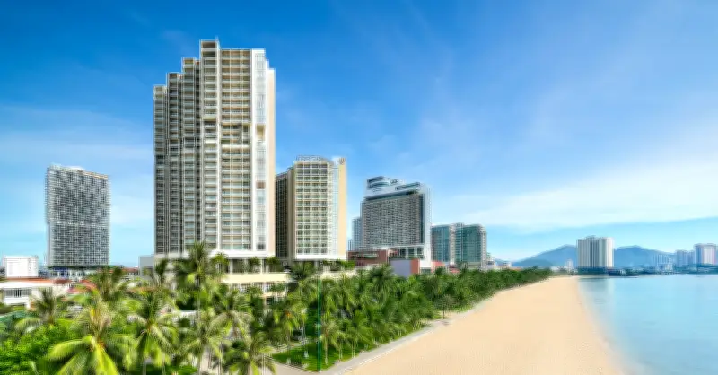 Nghỉ dưỡng kép bên bờ biển: InterContinental Nha Trang và Residences