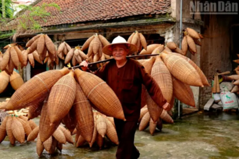 Nghệ nhân 87 tuổi và hơn 80 năm gắn bó với nghề đan đó Thủ Sĩ