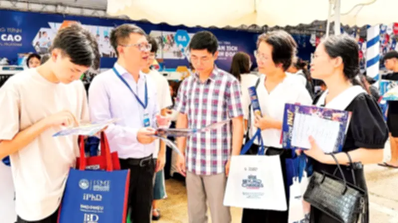 Ngày hội xét tuyển đại học 2026: Hàng loạt ngành mới đón đầu AI và chuyển đổi số