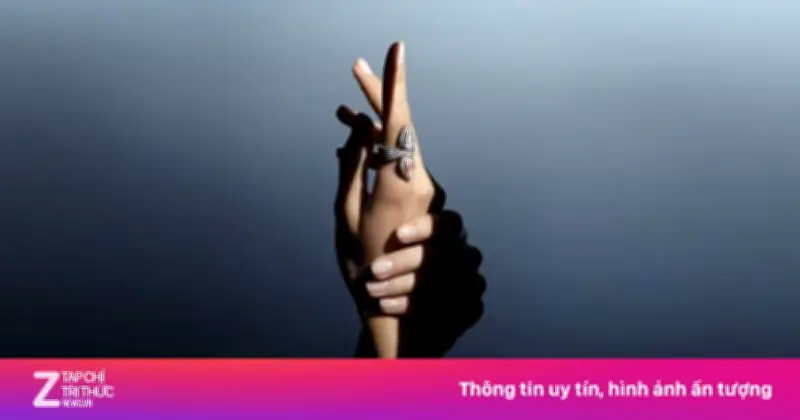 Nhẫn cưới 'anh và em' Toi et Moi lên ngôi xu hướng 2026