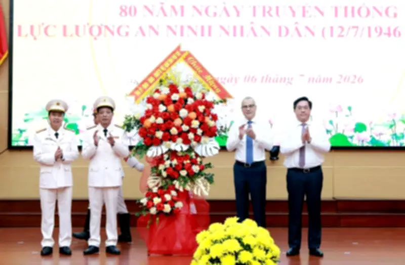 Phú Thọ kỷ niệm 80 năm Ngày truyền thống lực lượng An ninh nhân dân
