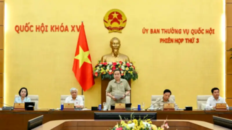 Phiên họp thứ 4 của Ủy ban Thường vụ Quốc hội diễn ra trong 6 ngày