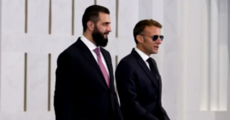 Pháp ký hàng loạt thỏa thuận với Syria trong chuyến thăm của ông Macron