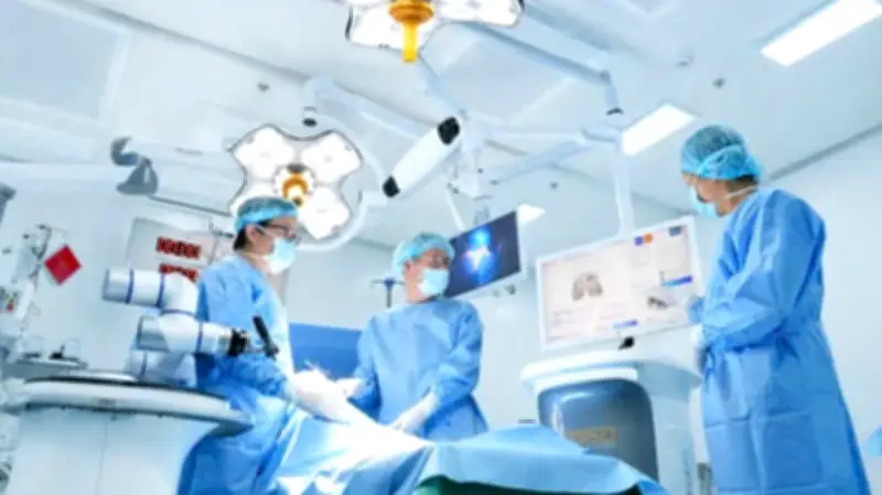 Phẫu thuật rô-bốt tại Việt Nam: Cơ hội bứt phá nhờ chính sách y tế chuyên sâu