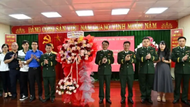 Quảng Ninh ra mắt mô hình 'Tổ dân vận đối ngoại' tại cửa khẩu Móng Cái
