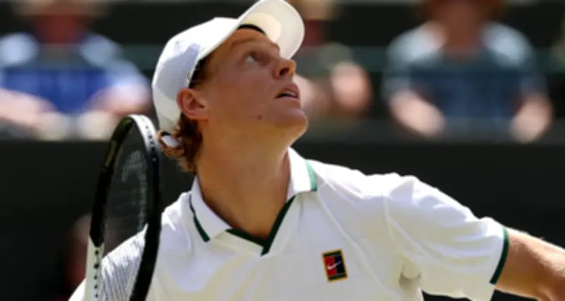 Sinner hạ may giao bóng Struff, đoạt vé bán kết Wimbledon