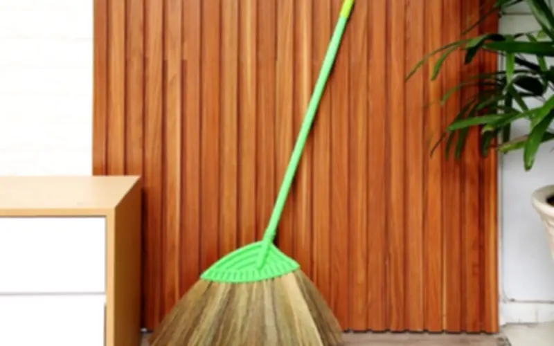 Đặt bàn thờ gia tiên ở đâu trong nhà để gia đạo bình an, không lo hao tài?