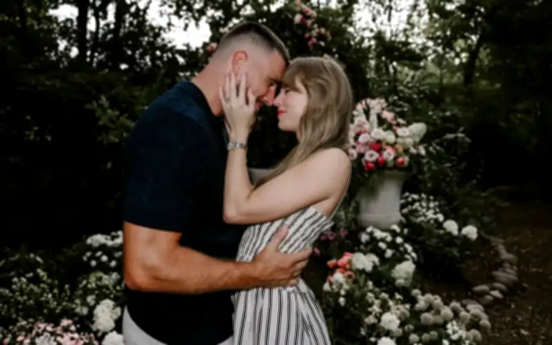 Taylor Swift chính thức kết hôn với Travis Kelce