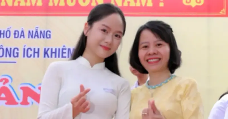 Thủ khoa khối C00 Đà Nẵng 27,75 điểm ước mơ làm công an