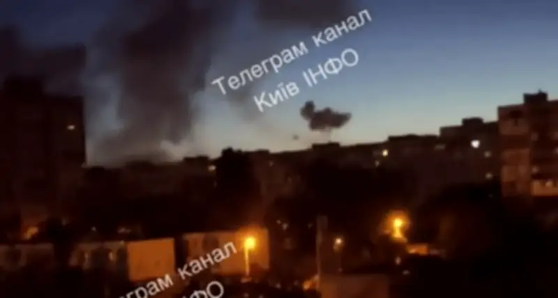 Thủ đô Ukraine Kiev chìm trong khói lửa vì cuộc tấn công dữ dội của Nga