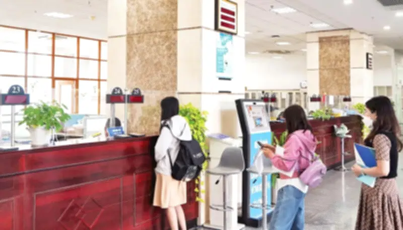Thu ngân sách TP.HCM 6 tháng đầu năm 2026 tăng 36%, đạt hơn 400.000 tỷ đồng