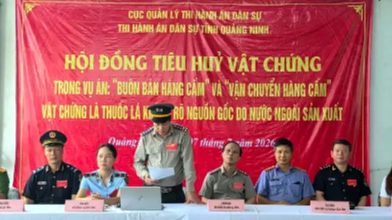 Tiêu hủy 15.396 cây thuốc lá ngoại nhập lậu trong vụ án Phó Giám đốc Công ty Sao Bắc