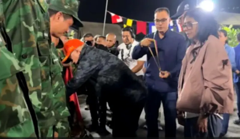 Tổng thống Venezuela trao Huân chương Công trạng cho Đội cứu hộ Việt Nam