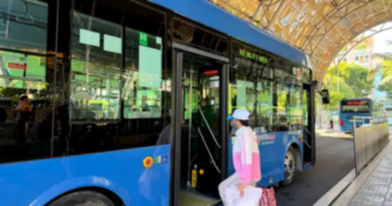 TP.HCM miễn phí xe buýt: Vì sao vẫn phải định danh?