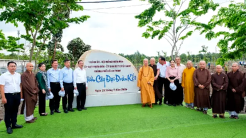 TP.HCM ra quân trồng cây 'Vườn cây đại đoàn kết' hướng tới 50 năm thành phố mang tên Bác