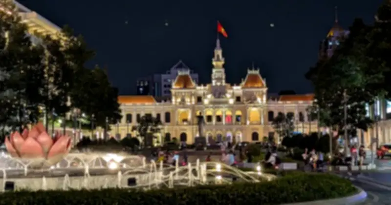 TP.HCM rực sáng về đêm: Niềm tự hào 50 năm ngành điện thành phố mang tên Bác